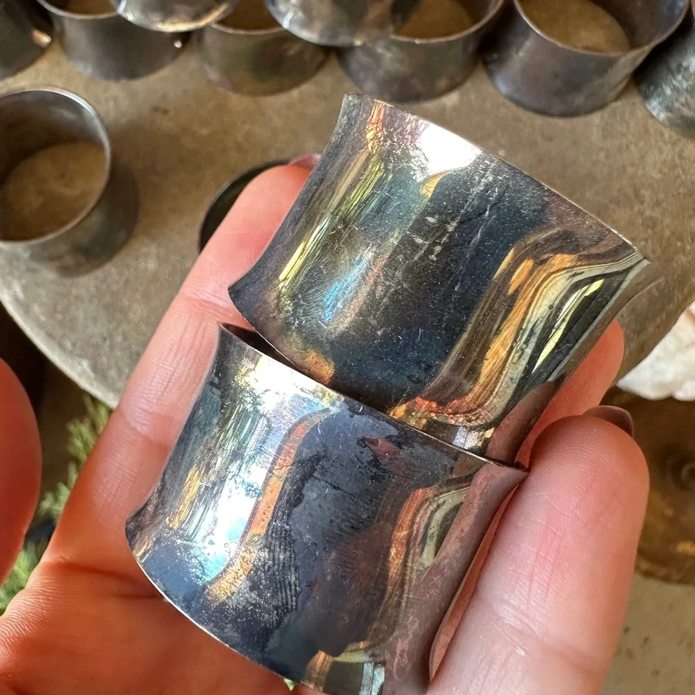Vintage Silverplate Napkin Rings Set of 12 Concave Tarnish Patina Silver Tone